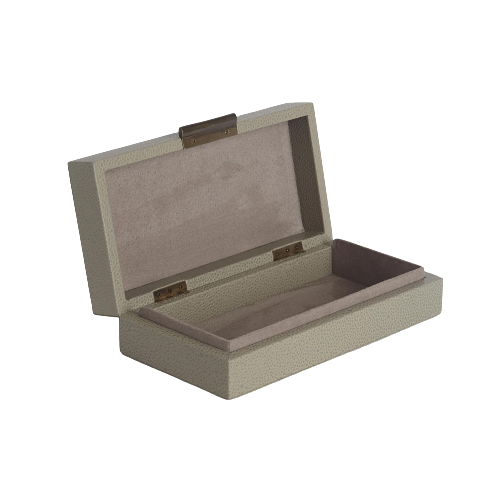 The Bark Box with Bronze Knob is a perfect decorative storage solution. Available in two sizes.
