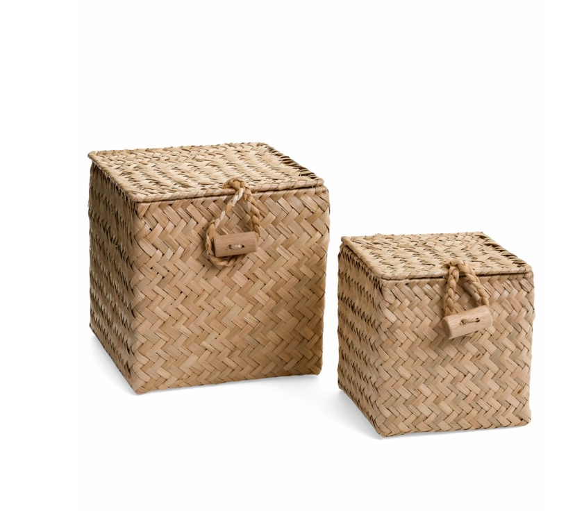 These boxes feature simple toggles, adding a touch of sophistication to your storage solutions. Perfect for storing small items such as jewelry, accessories, or trinkets, these versatile boxes can be displayed on a shelf, vanity, or any surface, bringing both functionality and aesthetic appeal to your space.
