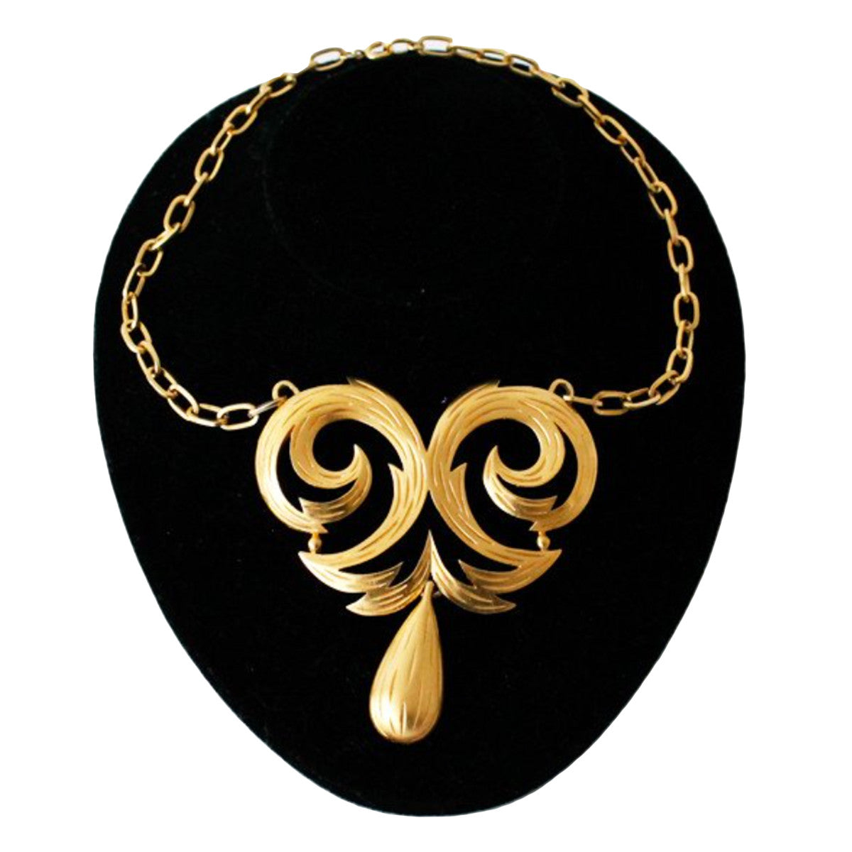 Trifari Gold Tone Pendant Necklace